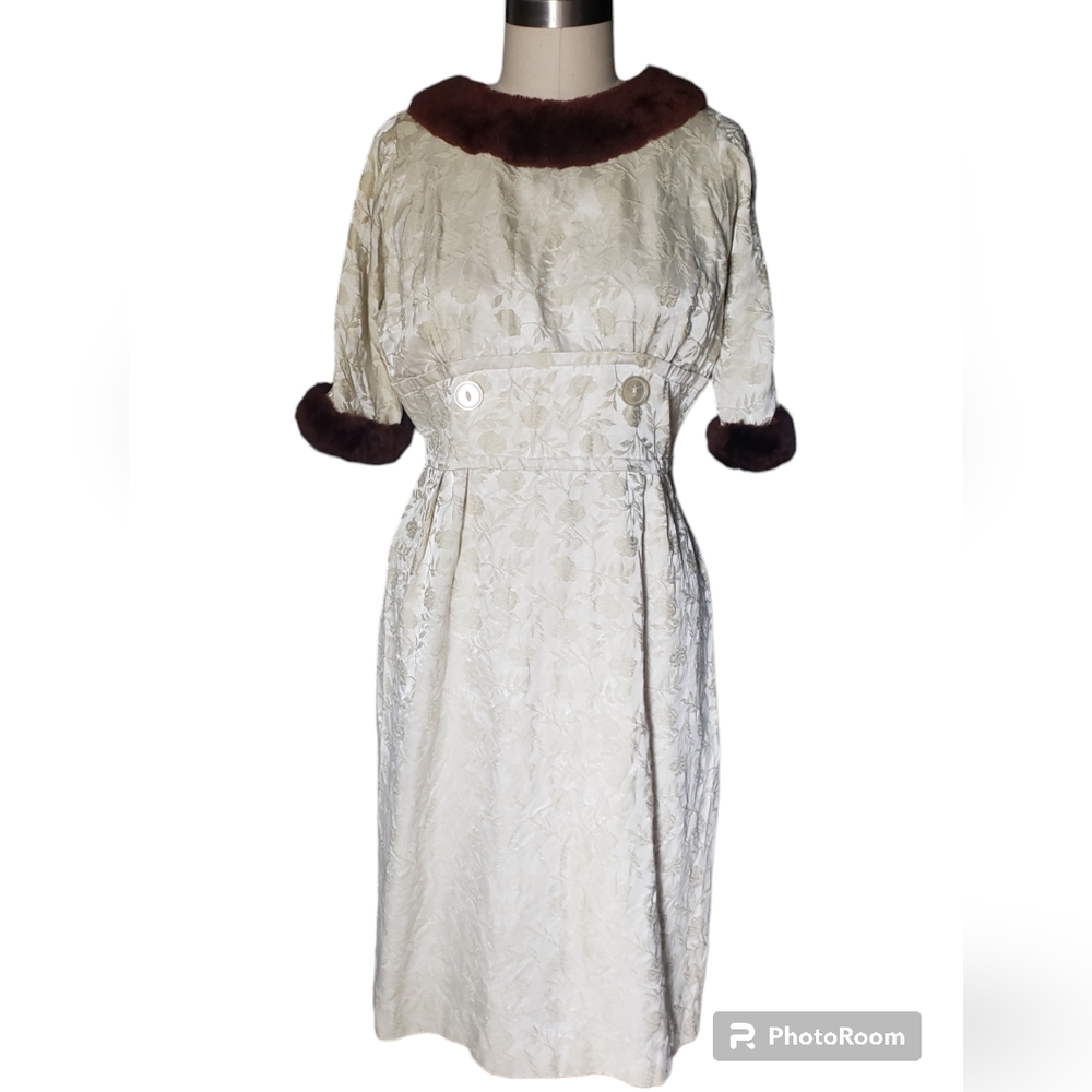 Vintage 1950's faux fur brocade dress 8